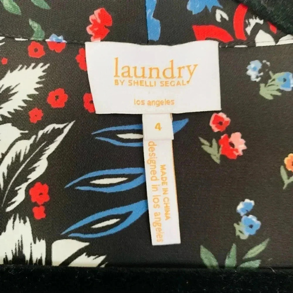 Laundry by Shelli Segal 4 Floral Ruffled Blouse - Picture 8 of 12